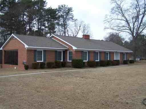 201 Northam Rd - Photo 2 of 28