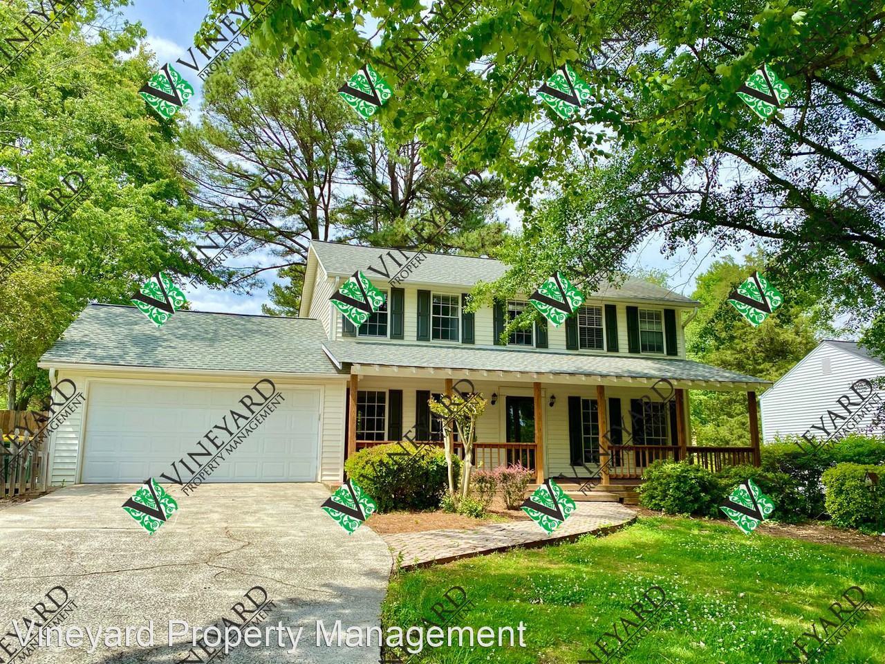 2920 Phillips Ct - Photo 3 of 39