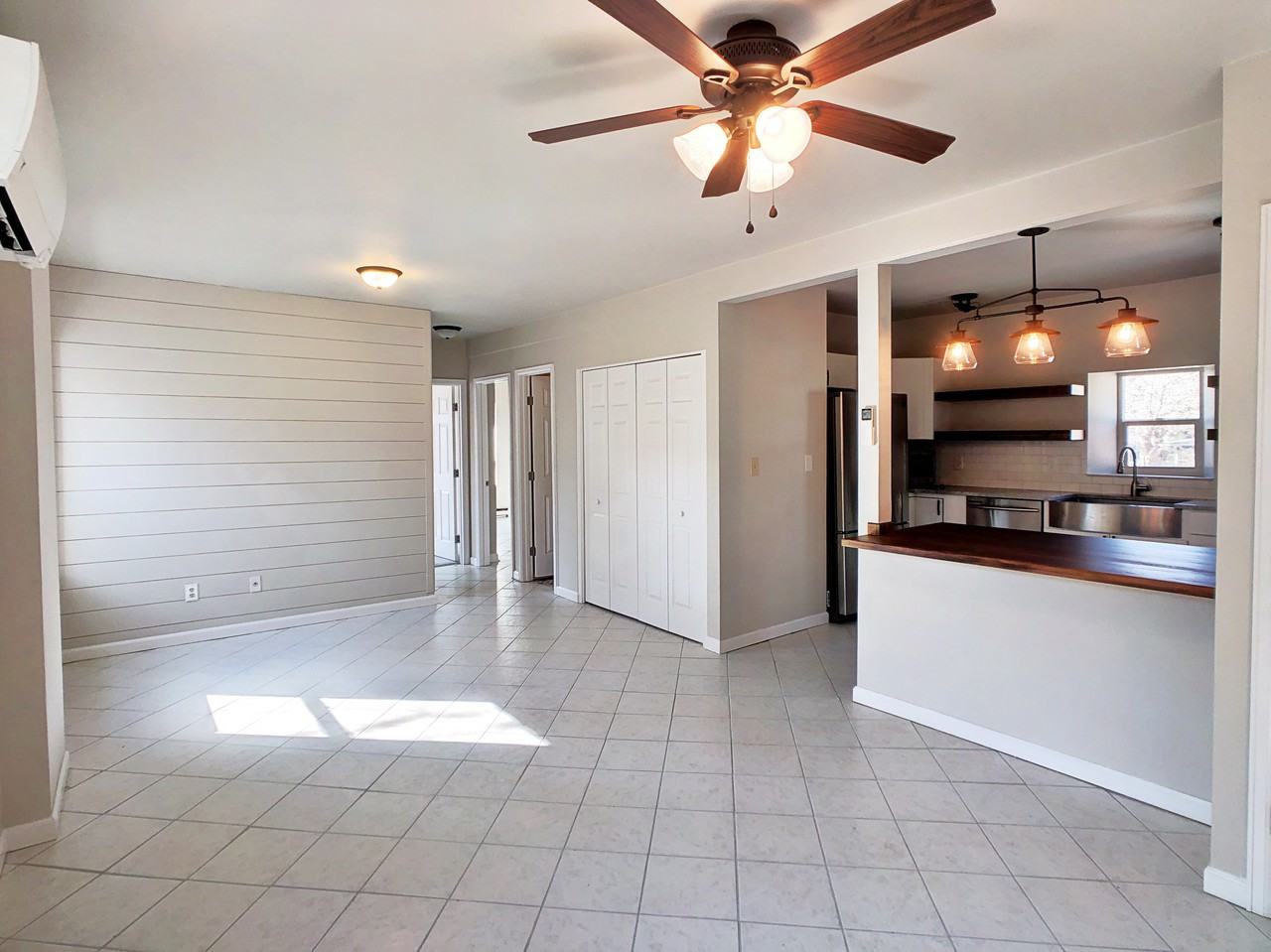 1132 W Kiowa St - Photo 2 of 10