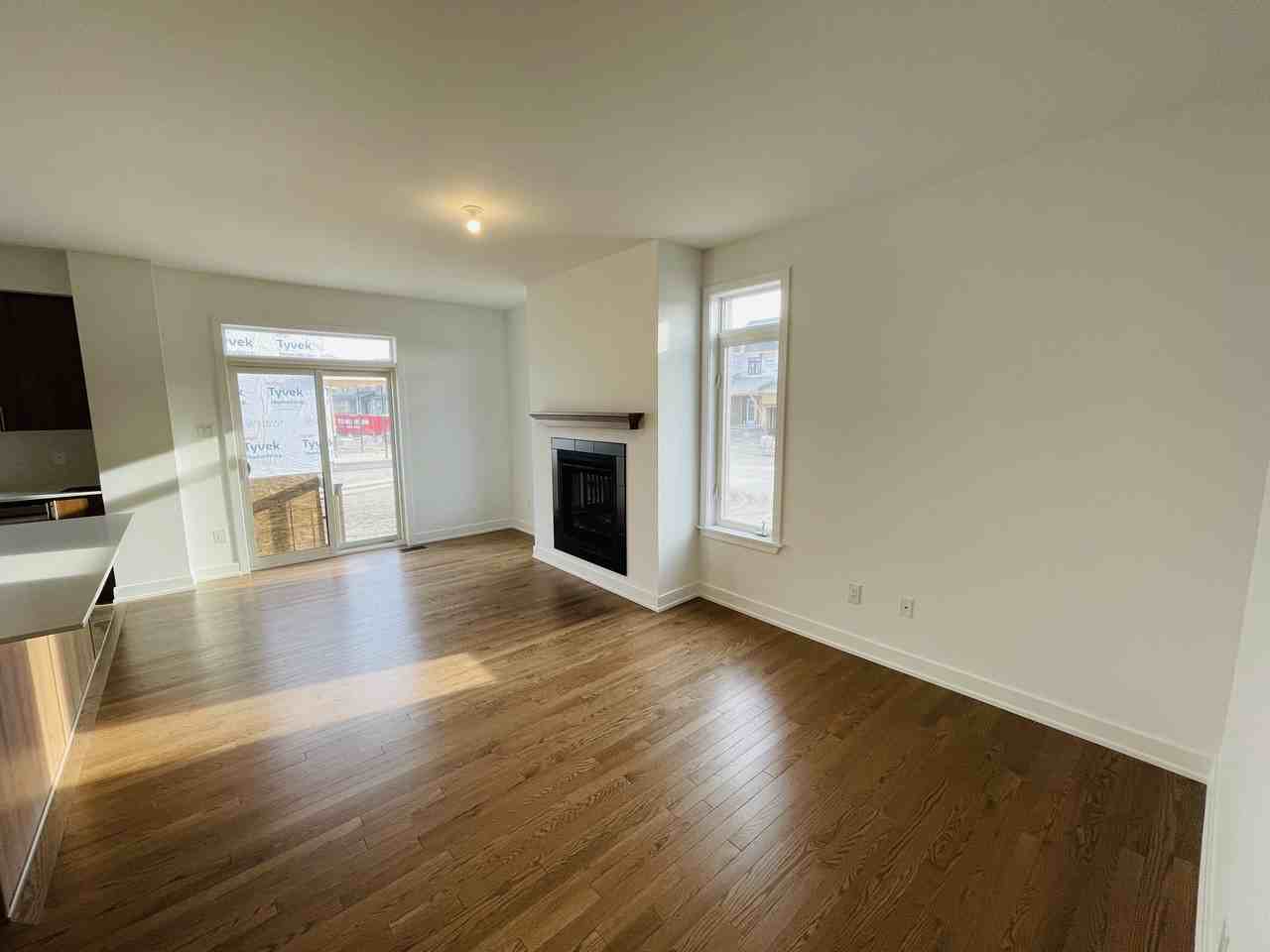 859 Solarium Ave - Photo 3 of 12