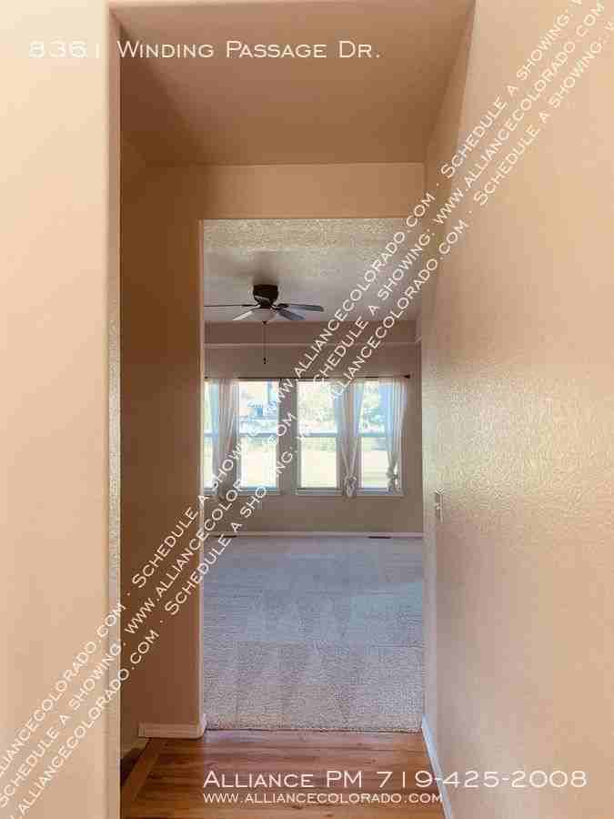 8361 Winding Passage Dr - Photo 2 of 30