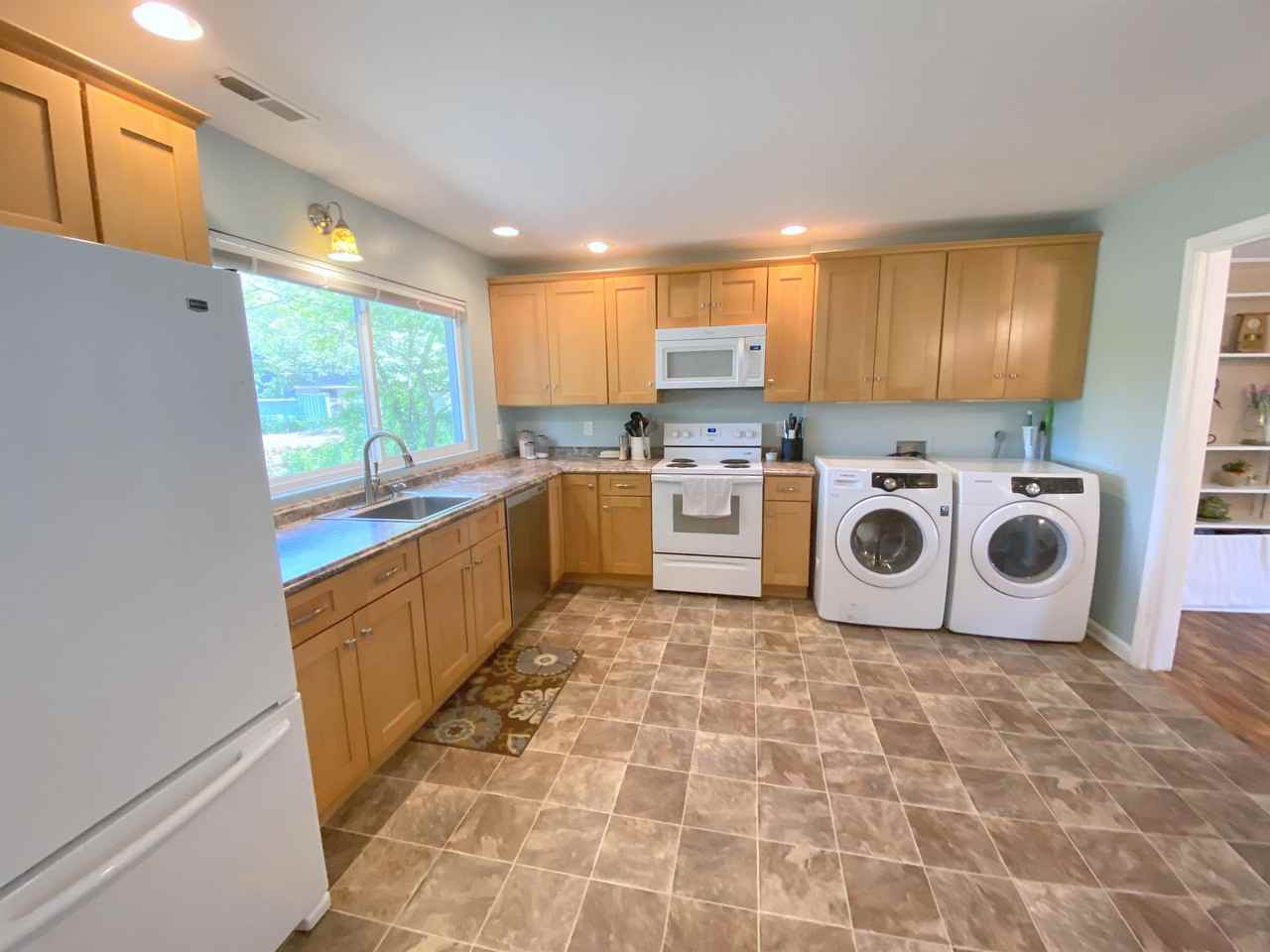 56 Woodlake Dr #1 - Photo 4 of 25