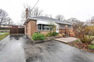 featured image of 936 Somerville Street
