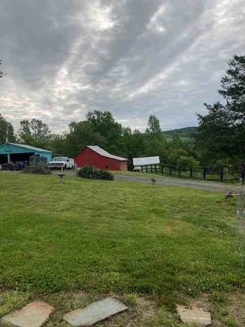 6 Pleasant Hill Cir - Photo 2 of 7