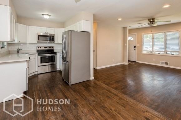 950 N Delaware Ave - Photo 3 of 14