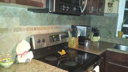 803 N Oleander Ave - Photo 2 of 5