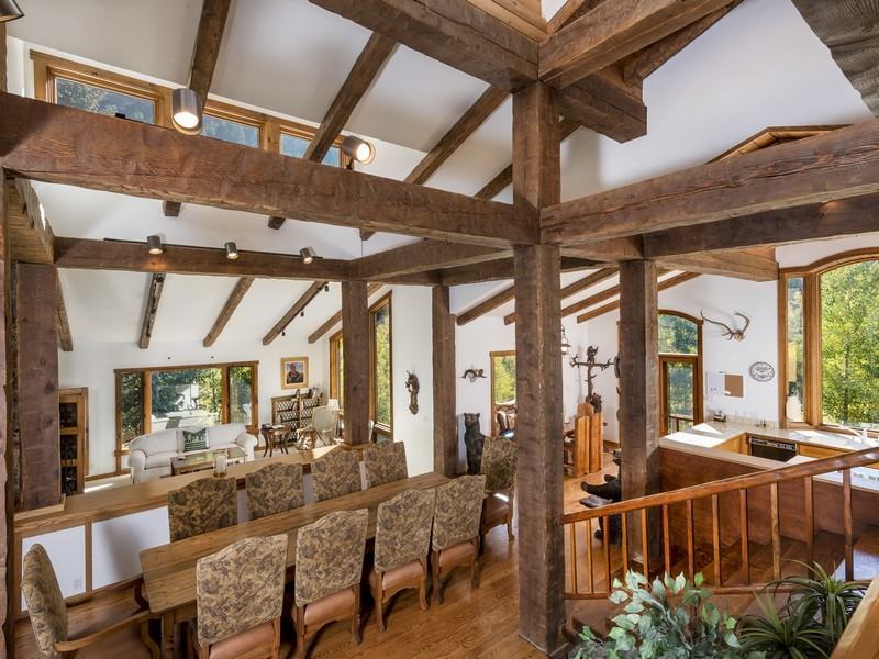 9888 Castle Creek Rd - Photo 3 of 20