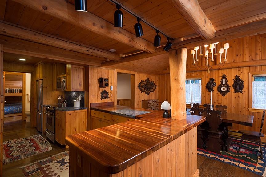 10081 Castle Creek Rd - Photo 2 of 21