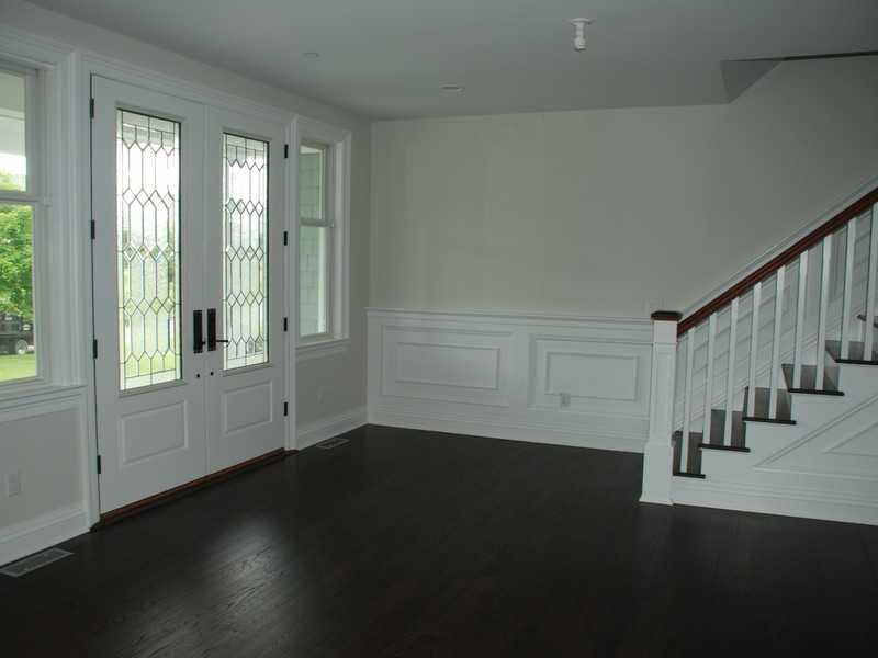 2055 Grandview Dr - Photo 3 of 20