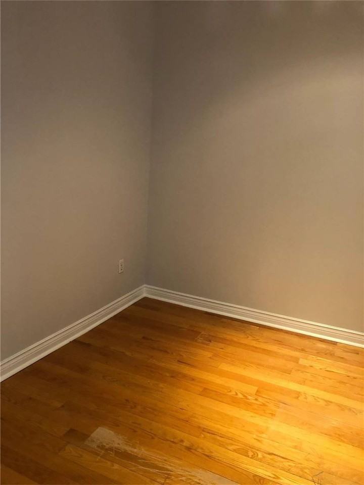 37 Henderson Avenue - Photo 3 of 6