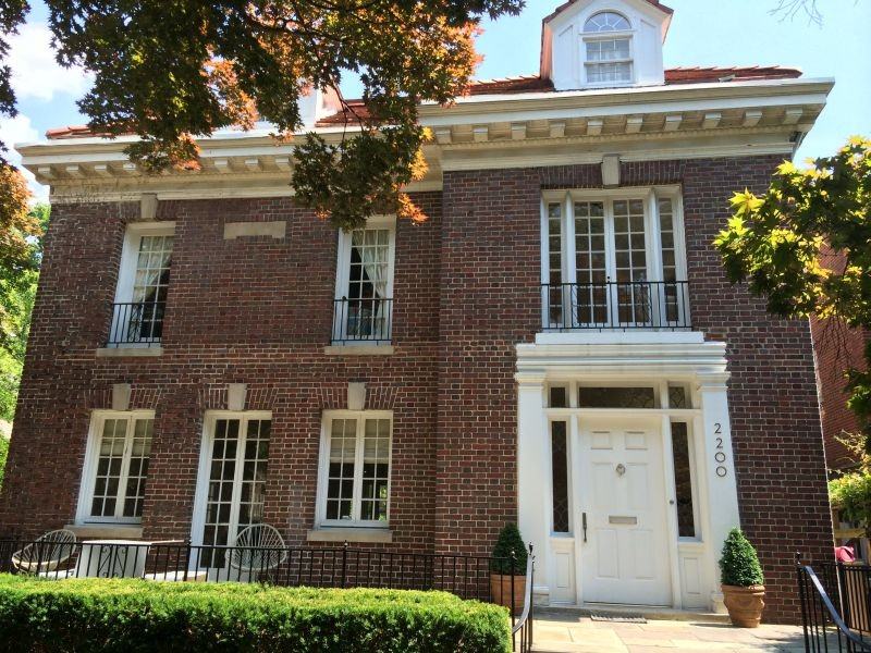 2200 Kalorama Rd NW - Photo 2 of 13