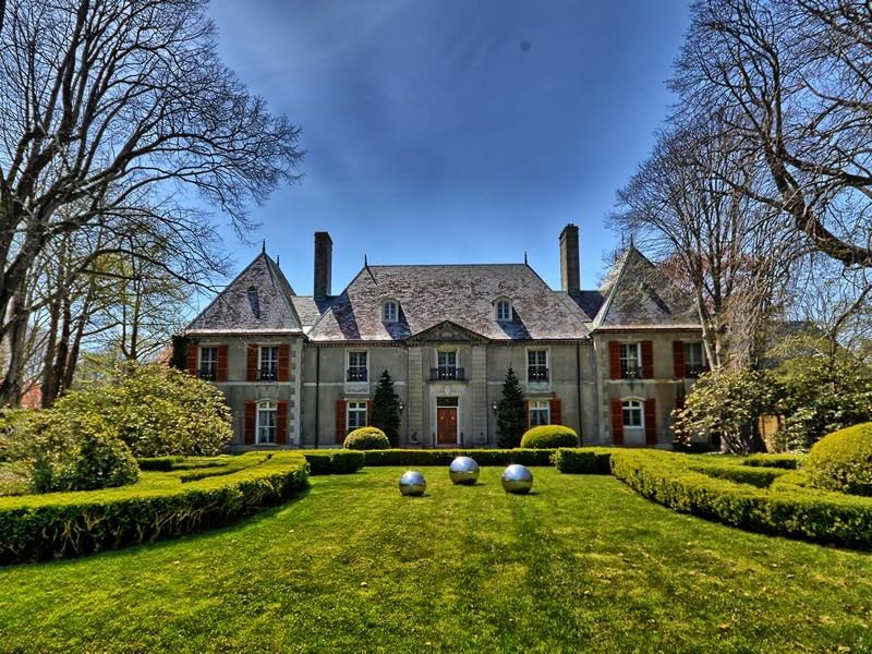 601 Bellevue Ave - Photo 3 of 41