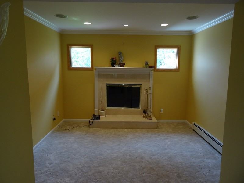 215 Gardner Ave - Photo 3 of 13