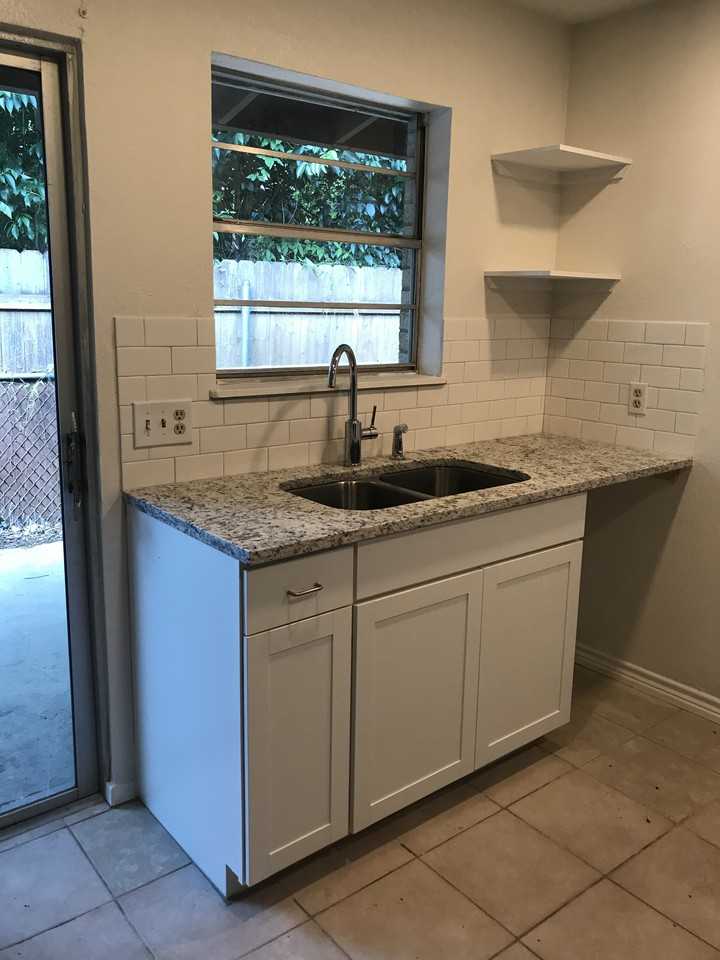 8311 Hathaway Dr - Photo 2 of 7