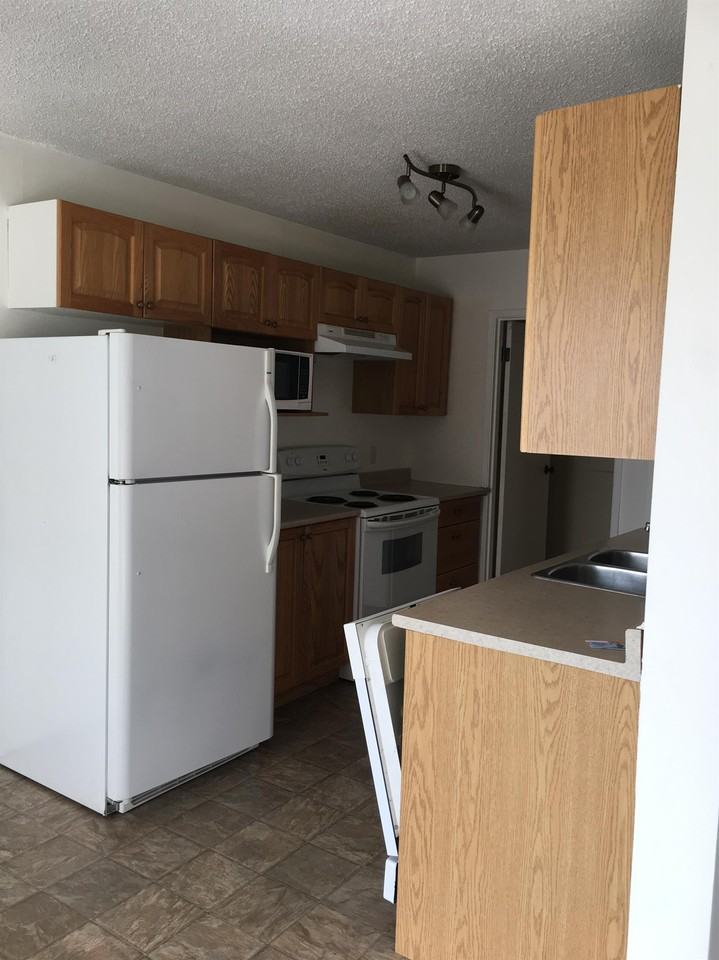 4plex in NW - Photo 2 of 3