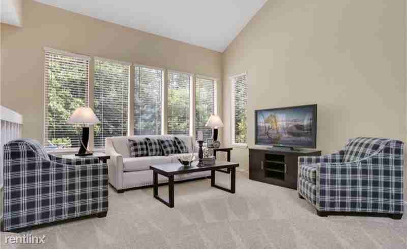 1 143rd Ave Se - Photo 3 of 21