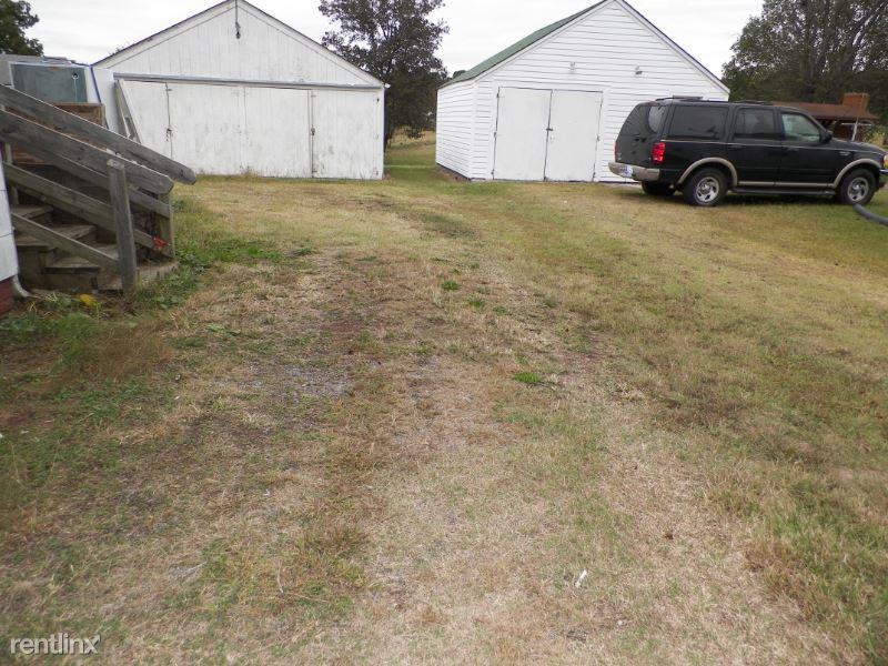 27143 Canton Heights Rd - Photo 2 of 5