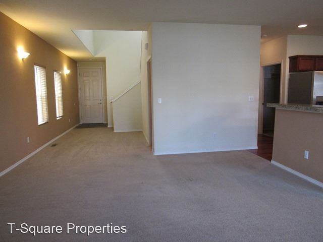 14155 Deerfield Dr Se - Photo 3 of 20