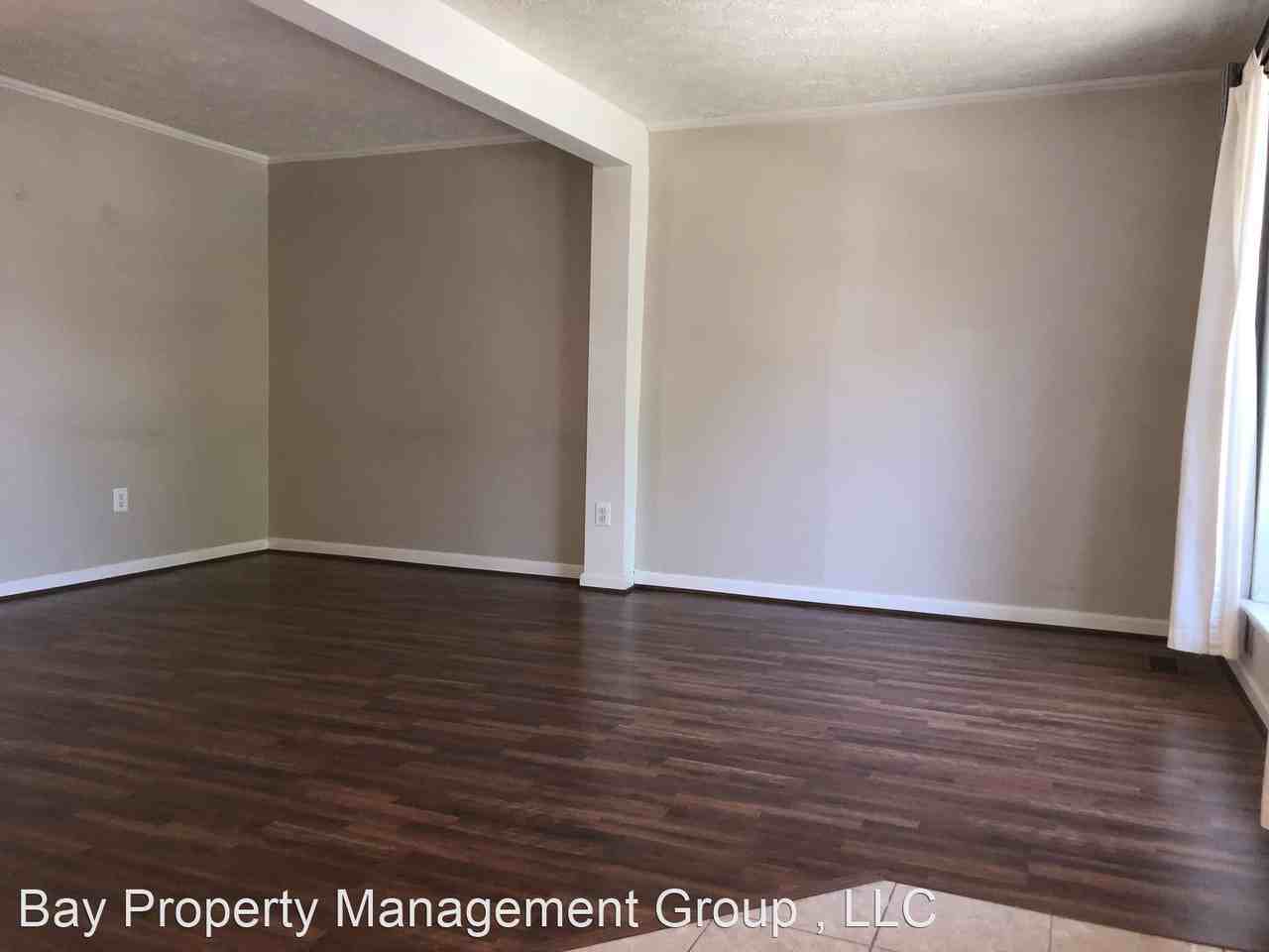 5104 Windermere Cir - Photo 3 of 35