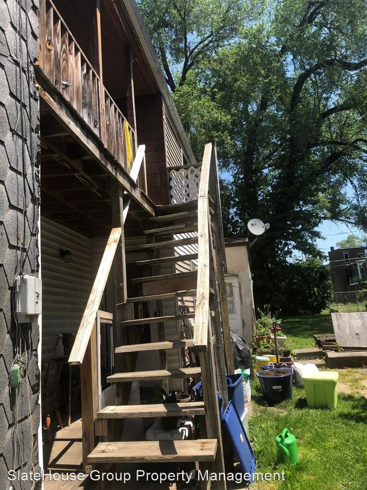 243 Crescent St - Photo 2 of 19