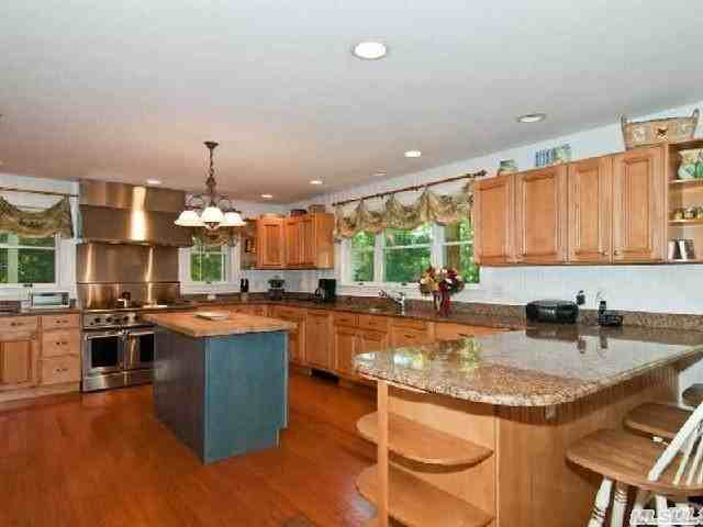 5700 Nassau Point Rd - Photo 2 of 16