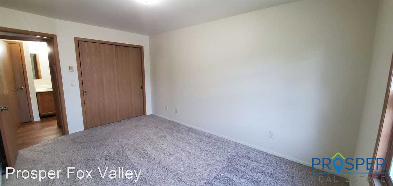 455 W Smith Ave - Photo 3 of 11