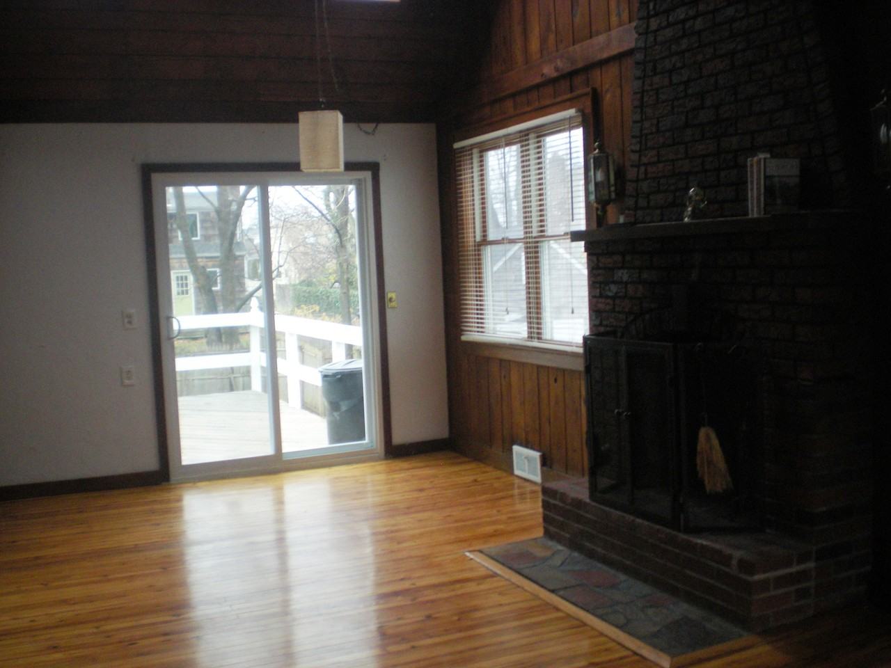 4 Butler Pl - Photo 3 of 15