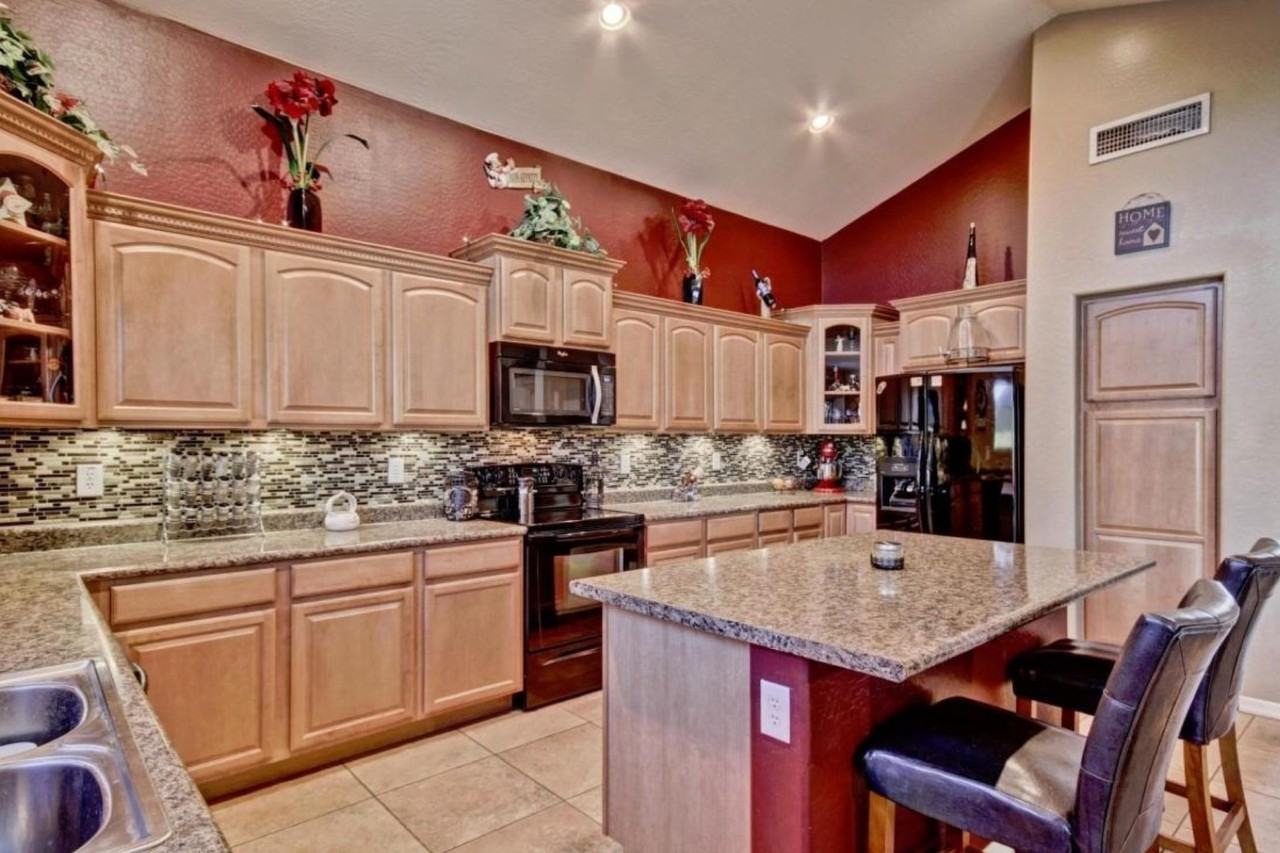 23907 N 25th Way - Photo 2 of 9