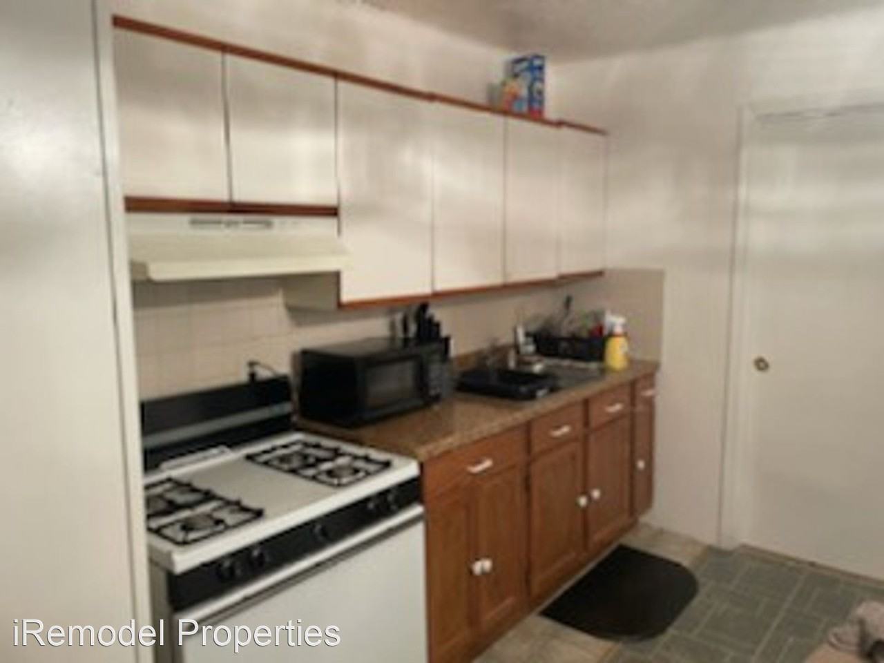 715 Smart St - Photo 2 of 9