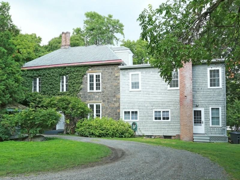 1 Ludlow Ln - Photo 2 of 14