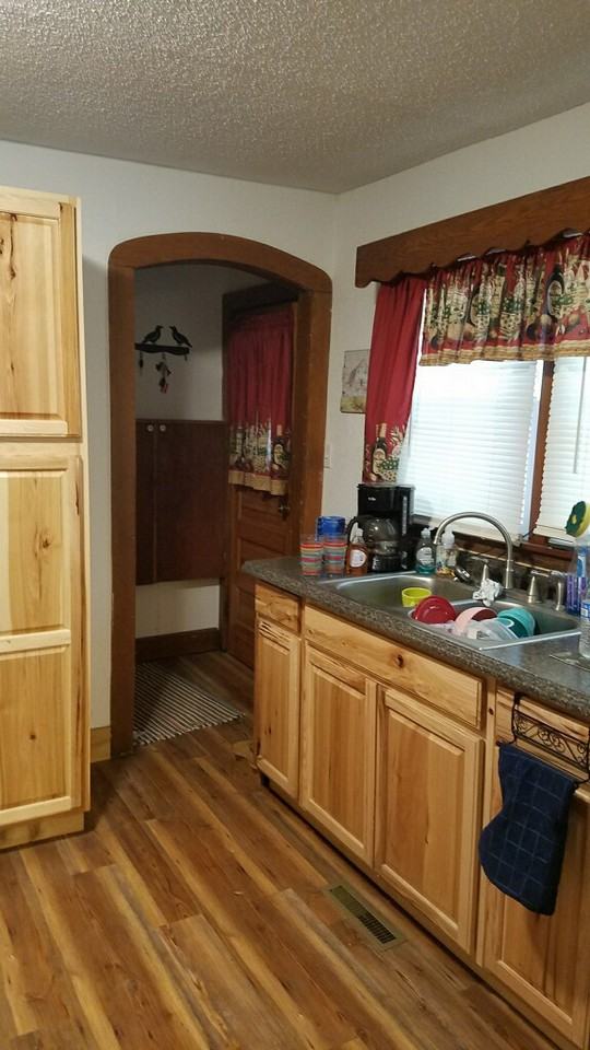 718 N Fork Rd - Photo 2 of 11