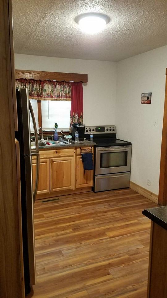 718 N Fork Rd - Photo 3 of 11