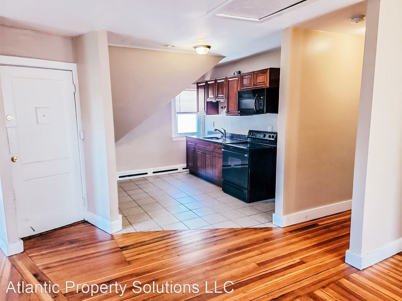 15-17 Woodman St - Photo 2 of 13
