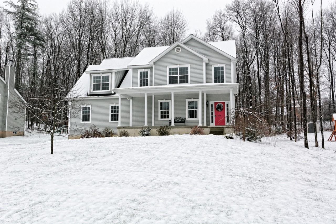 917 Mac Arthur Dr - Photo 2 of 35