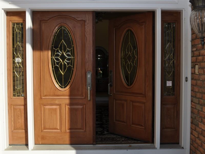 281 Croton Ave - Photo 3 of 20