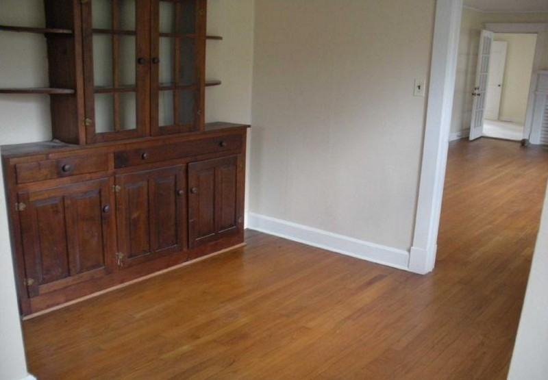 112 Sunset Dr - Photo 2 of 9