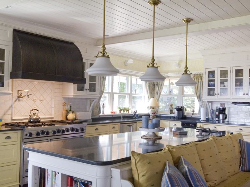 367 Seaside Ave - Photo 2 of 30