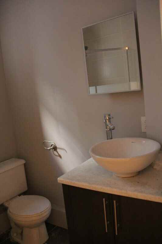 2181 Rue De Bordeaux - Photo 2 of 7