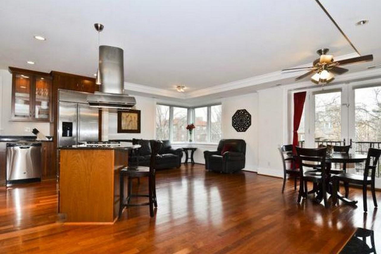 7524 Cromwell Dr - Photo 3 of 34