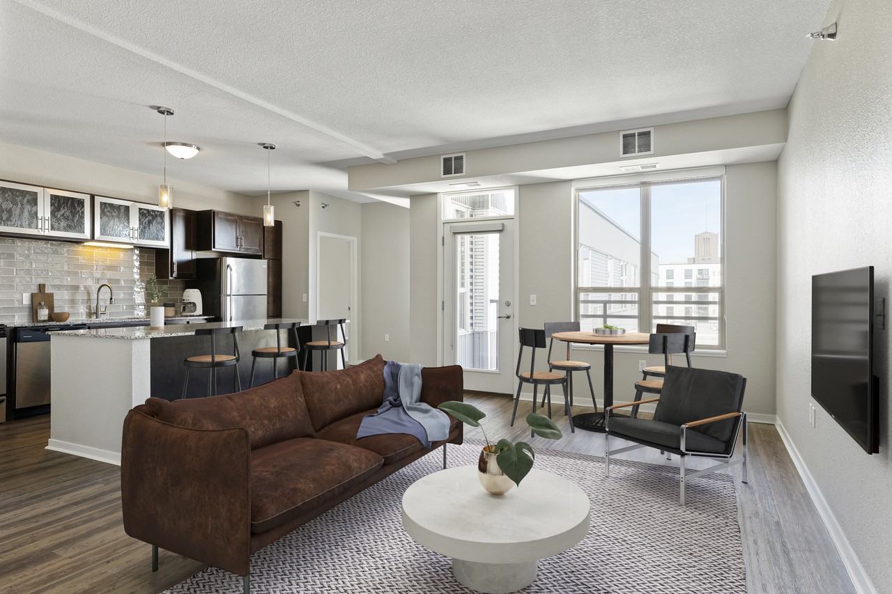 The Palmer - Photo 2 of 30