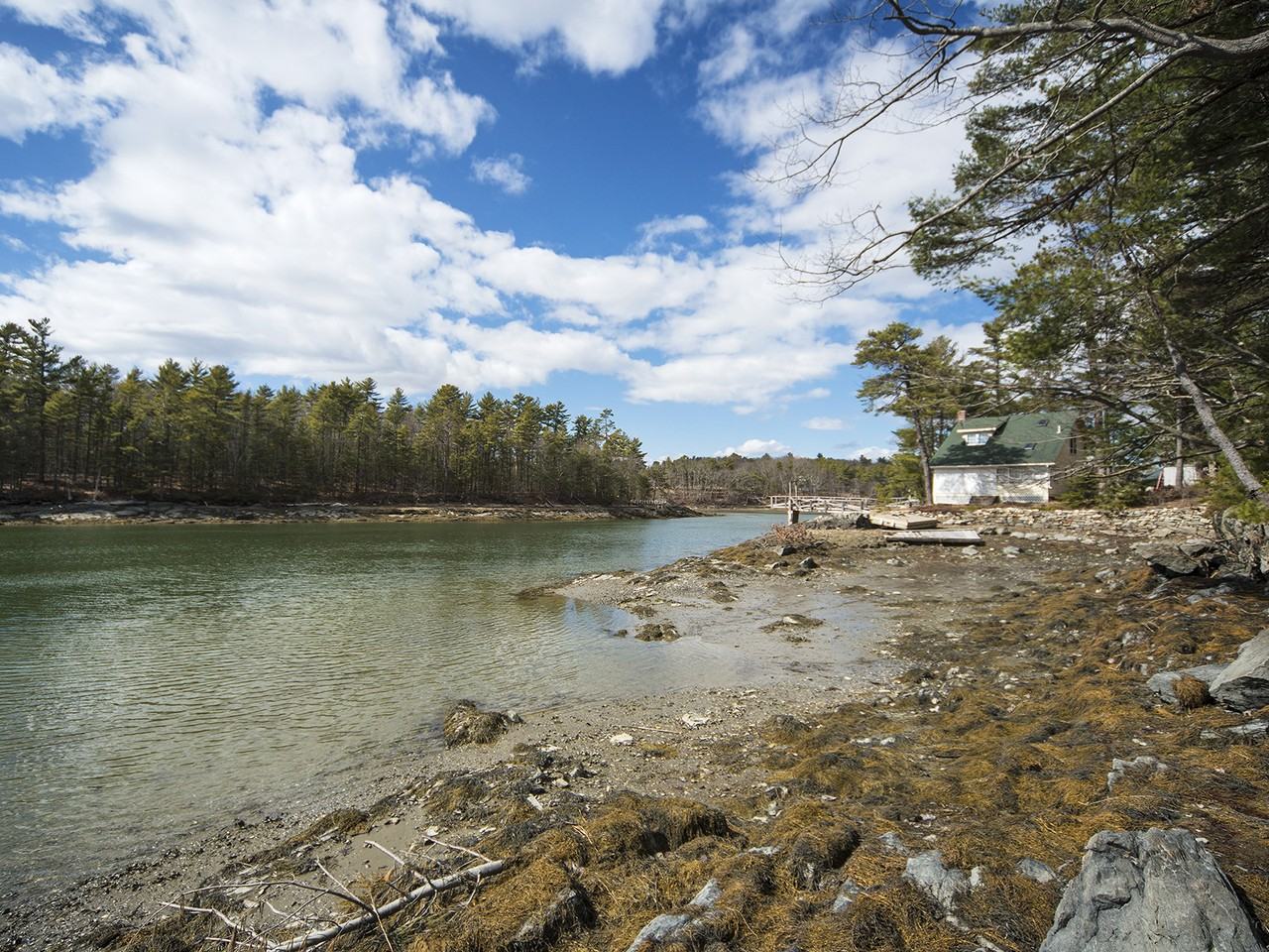 21 Rosedale Rd - Photo 2 of 27