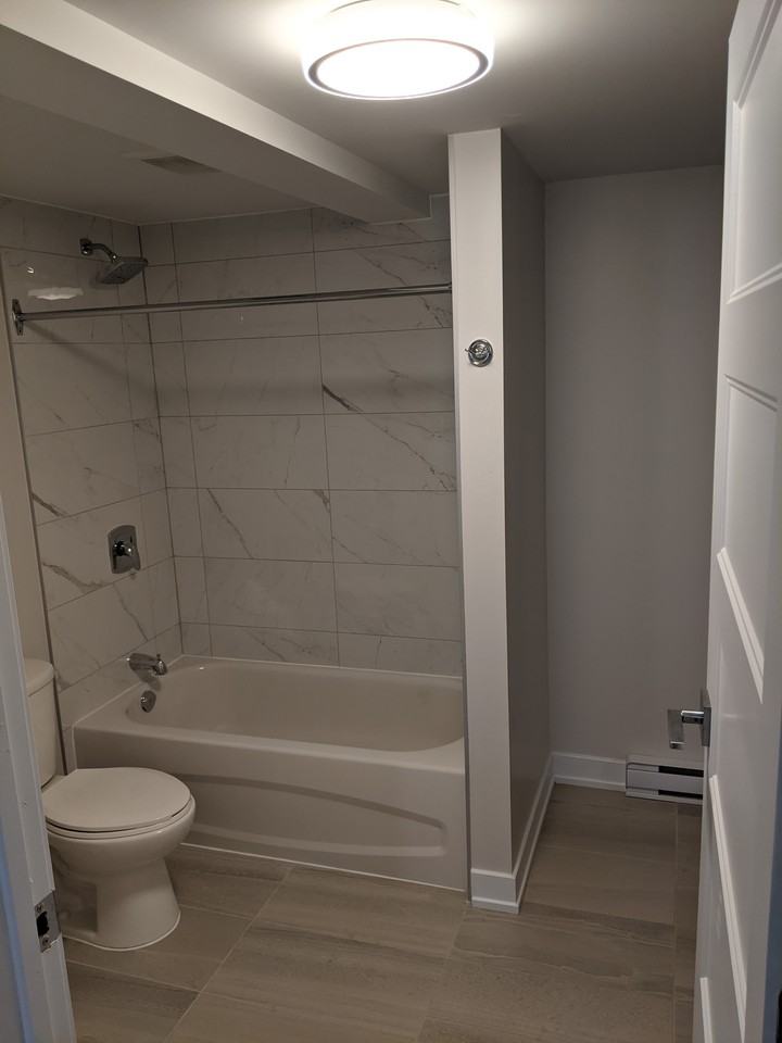 56 Rue Saint-Étienne #4 - Photo 2 of 7