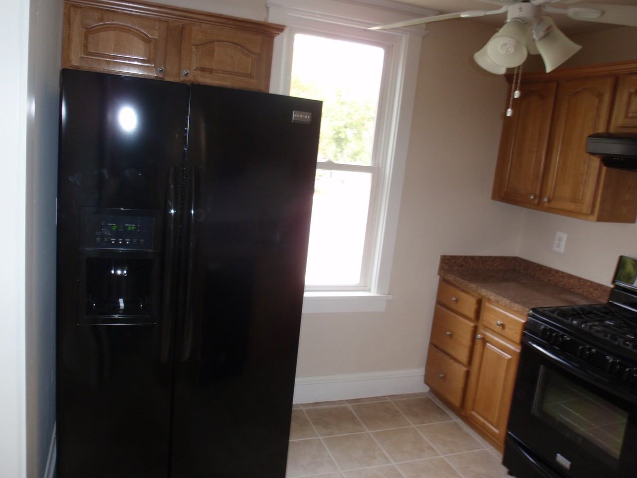 259 Philadelphia Ave #2 - Photo 3 of 13