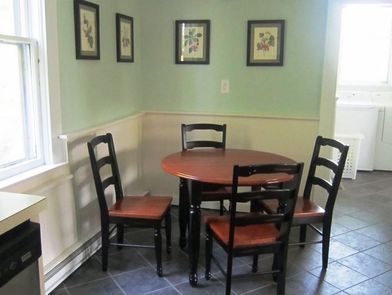 639 Hortonville Rd - Photo 3 of 11