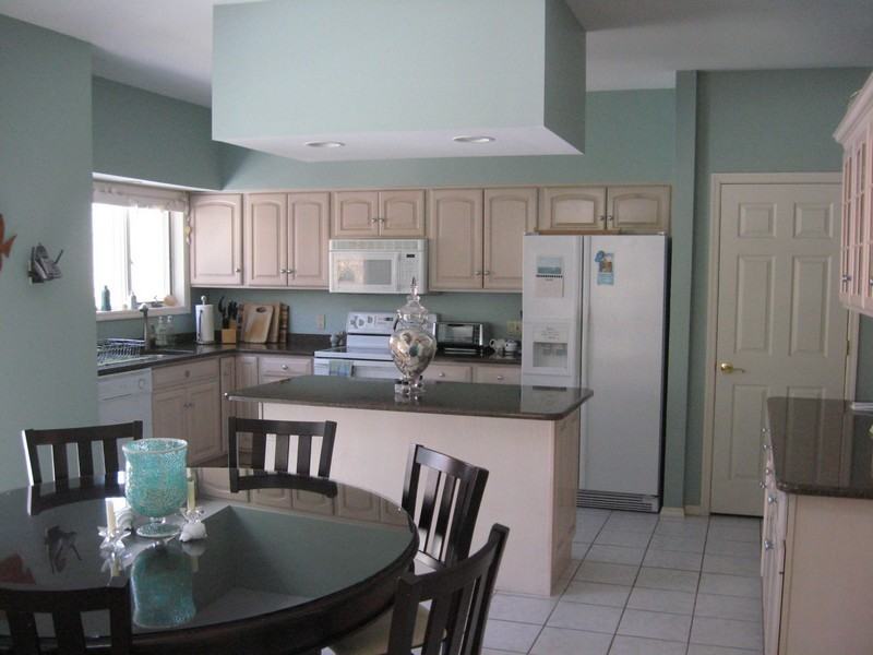 11 Country Club Dr - Photo 3 of 15