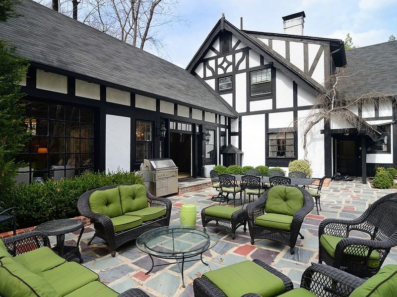 117 E Lake Rd - Photo 2 of 25