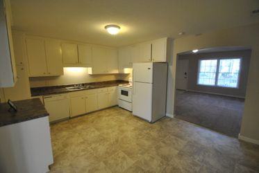 4607 Stillview Dr - Photo 3 of 16