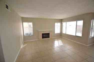 3125 Vintage Pl - Photo 3 of 14