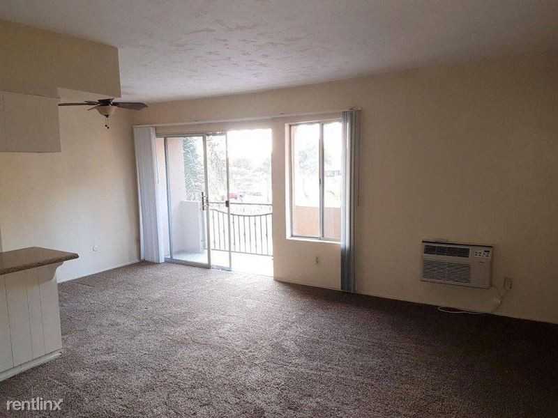 7555 7555 Linda Vista Rd 31 - Photo 3 of 9