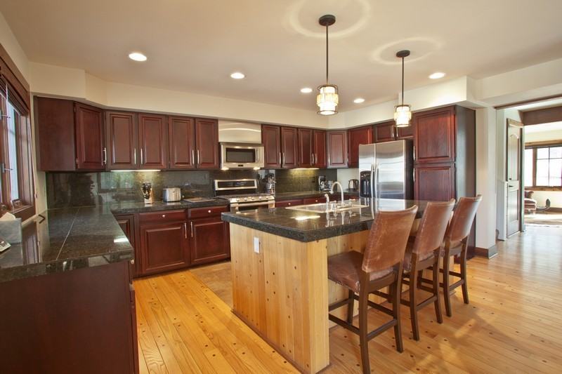 41 Trout Pond Ln - Photo 3 of 18